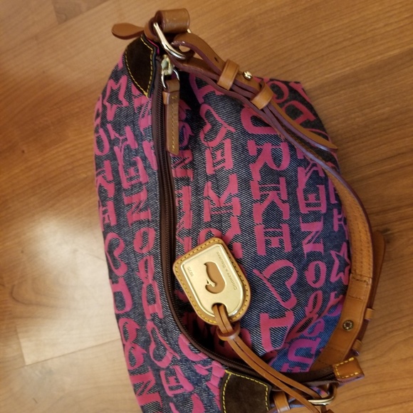 Used Dooney&B Jean's bag with D&B inscription. - Picture 4 of 8